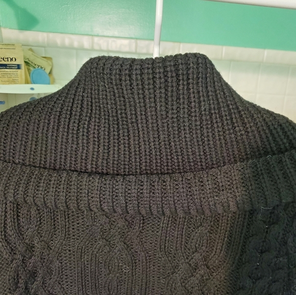 Irish Wool Sweater - Picture 2 of 3